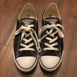 Converse Women’s size 9